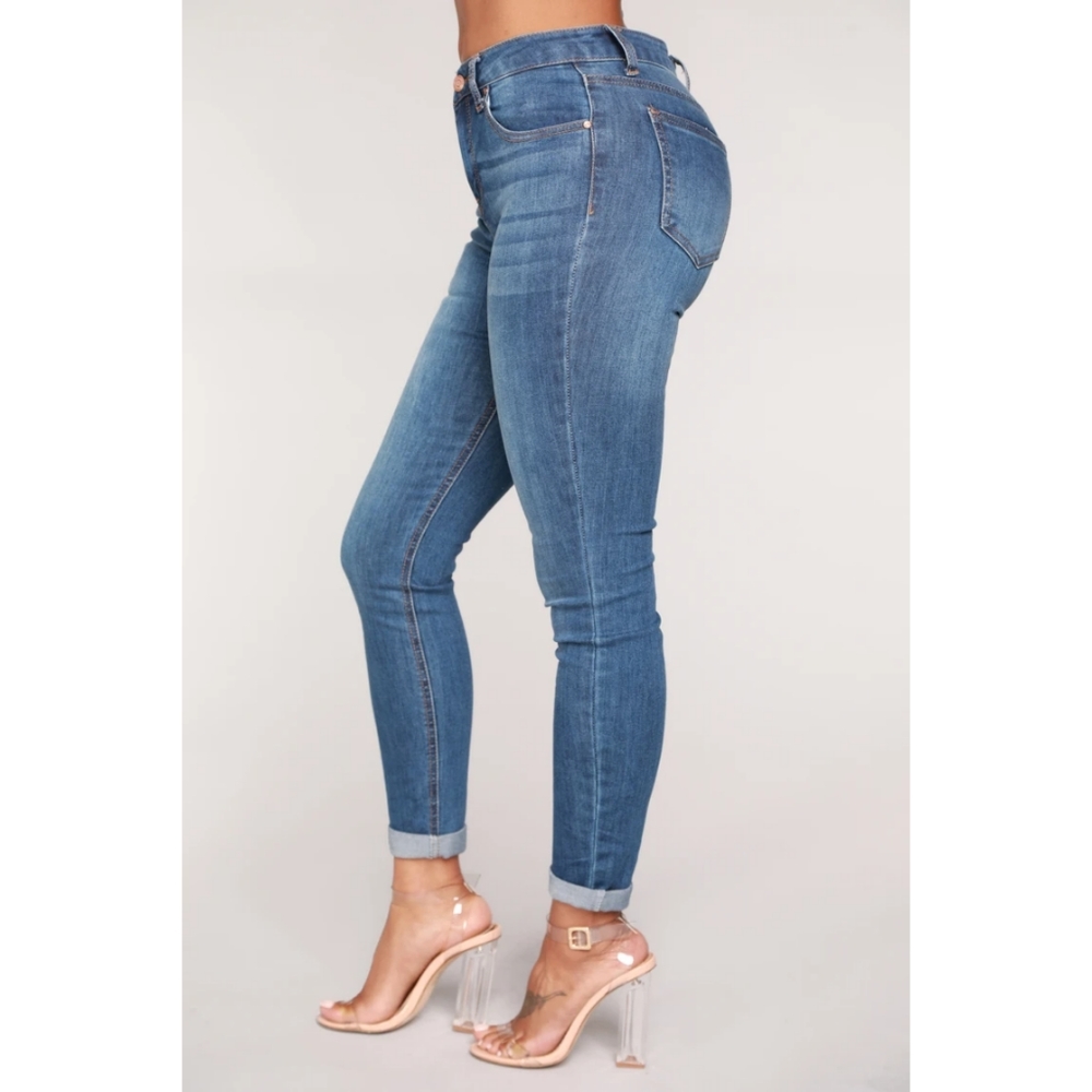 High Rise Ankle Jeans - Picture 3 of 6